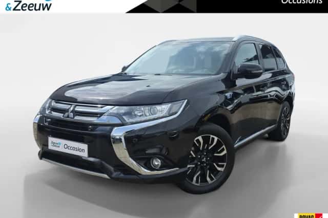 Mitsubishi Outlander (2015)