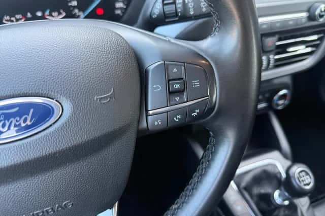 Ford Focus (2022) thumbnail 18
