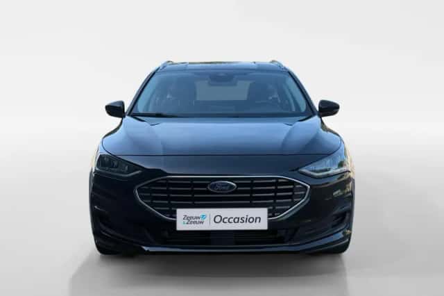 Ford Focus (2022) thumbnail 2