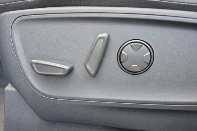 Ford Kuga (2026) thumbnail 25