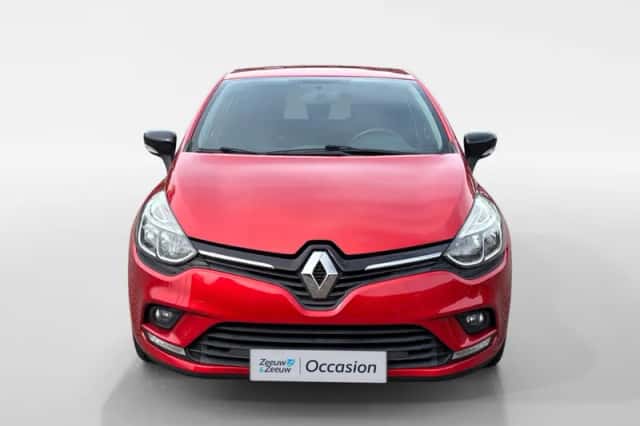 Renault Clio (2016) thumbnail 2
