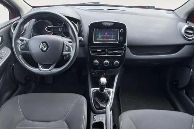 Renault Clio (2016) thumbnail 21