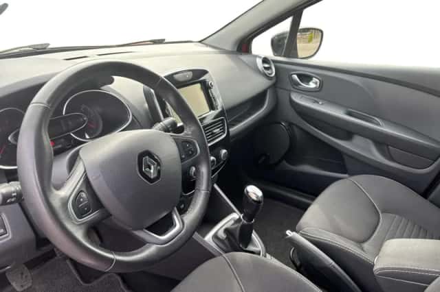 Renault Clio (2016) thumbnail 9