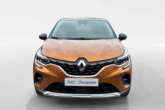 Renault Captur (2020) thumbnail 3