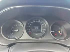 Renault Mégane (2017) thumbnail 23