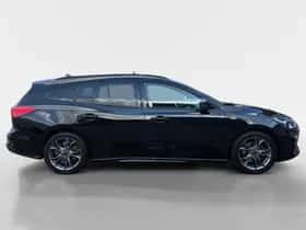 Ford Focus (2019) thumbnail 4