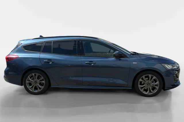 Ford Focus (2024) thumbnail 5