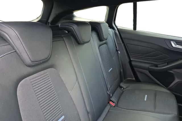 Ford Focus (2020) thumbnail 31