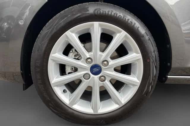 Ford Fiesta (2021) thumbnail 2