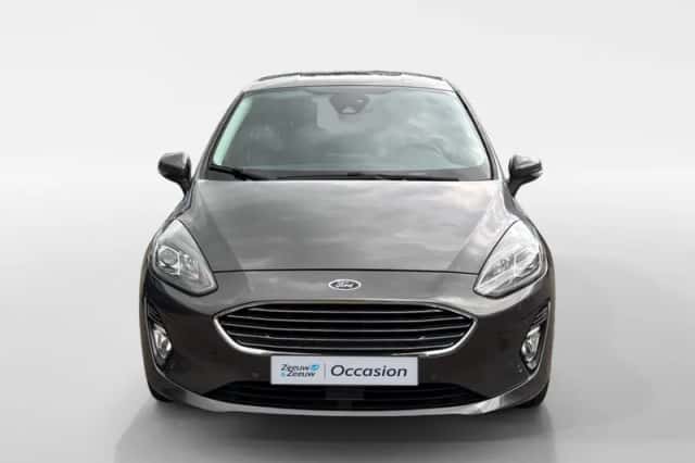 Ford Fiesta (2021) thumbnail 3