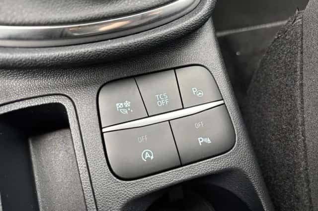 Ford Fiesta (2021) thumbnail 28