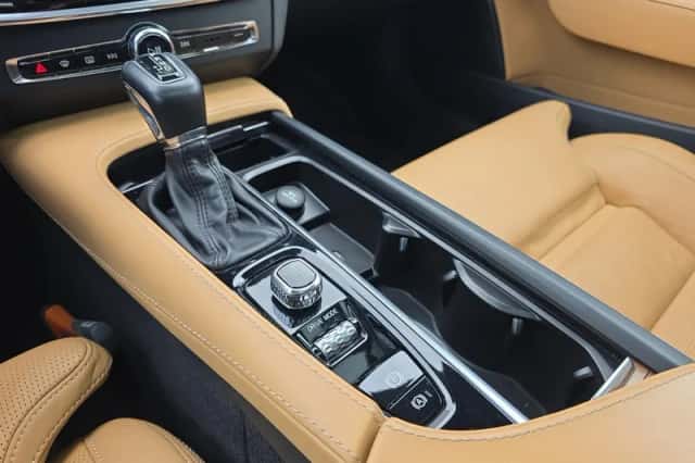Volvo S90 (2019) thumbnail 24