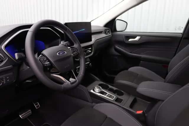 Ford Kuga (2026) thumbnail 15