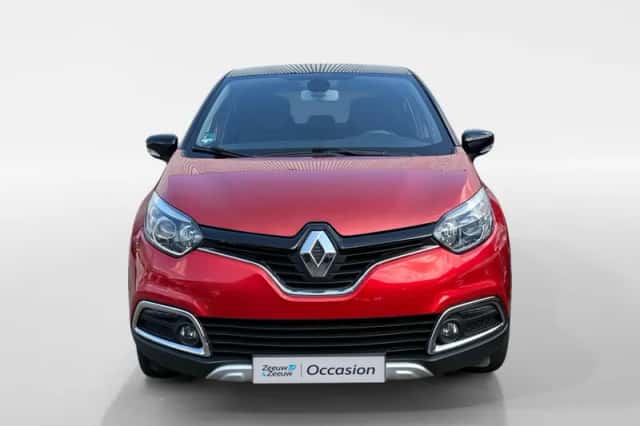 Renault Captur (2016) thumbnail 3