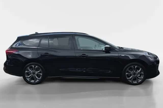 Ford Focus (2024) thumbnail 5