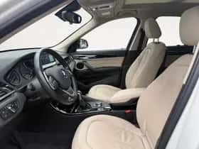 BMW X1 (2018) thumbnail 12