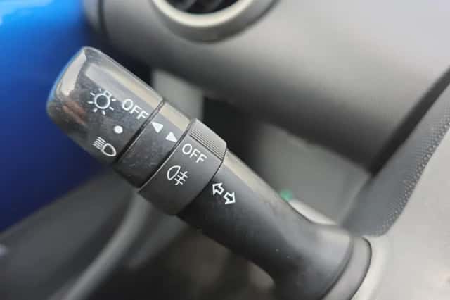Toyota Aygo (2010) thumbnail 17