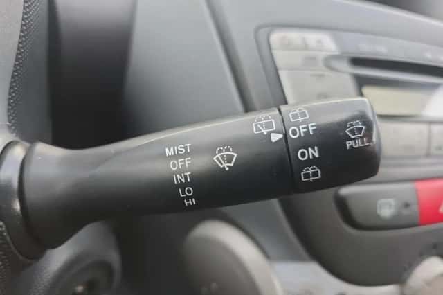 Toyota Aygo (2010) thumbnail 19
