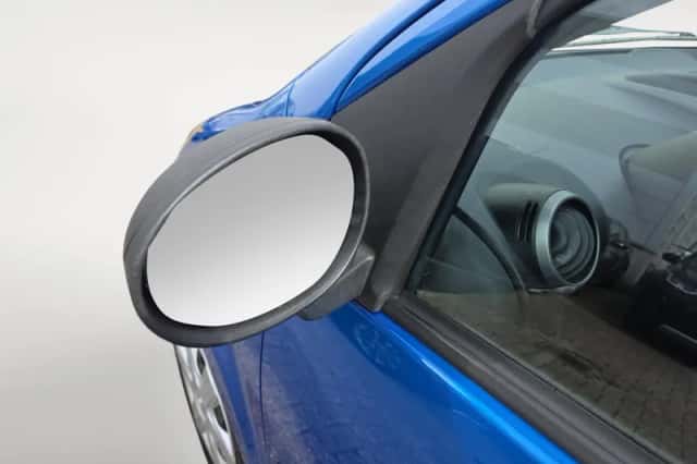 Toyota Aygo (2010) thumbnail 25