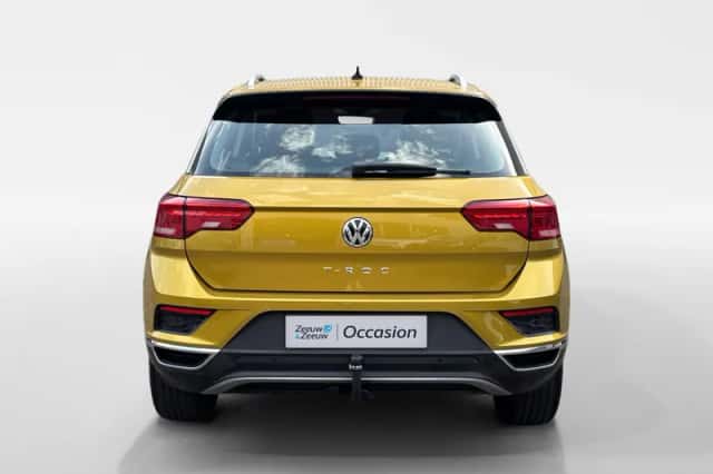 Volkswagen T-Roc (2018) thumbnail 6