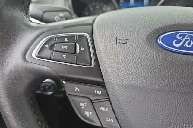 Ford Focus (2015) thumbnail 19