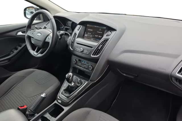 Ford Focus (2015) thumbnail 10