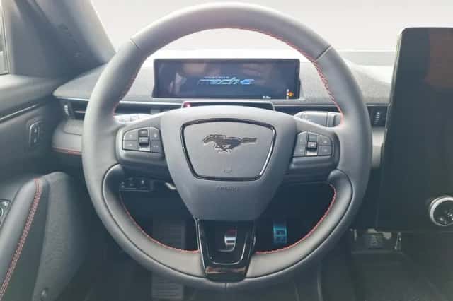 Ford Mustang Mach-E (2026) thumbnail 20