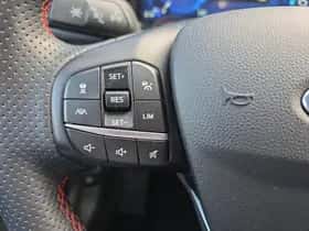 Ford Kuga (2023) thumbnail 18