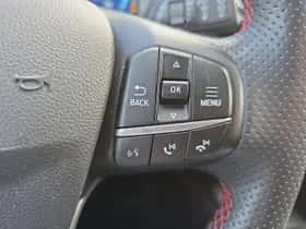 Ford Kuga (2023) thumbnail 19