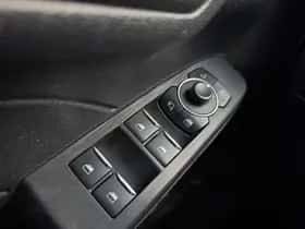 Ford Kuga (2023) thumbnail 26