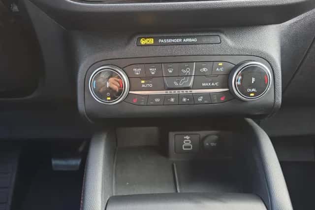 Ford Kuga (2023) thumbnail 28
