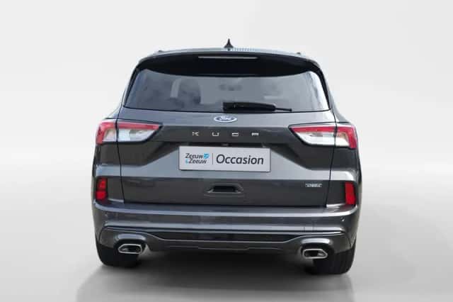 Ford Kuga (2023) thumbnail 6