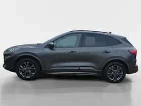 Ford Kuga (2023) thumbnail 8