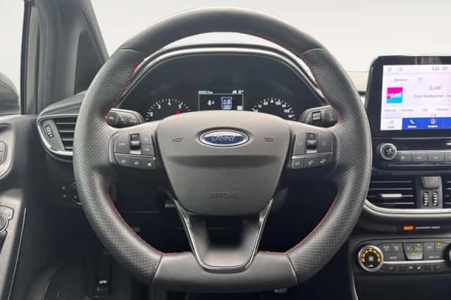 Ford Fiesta (2021) thumbnail 18