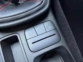 Ford Fiesta (2019) thumbnail 24