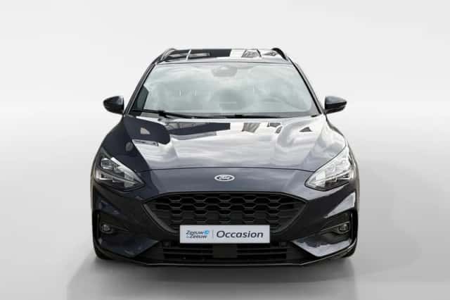 Ford Focus (2020) thumbnail 2