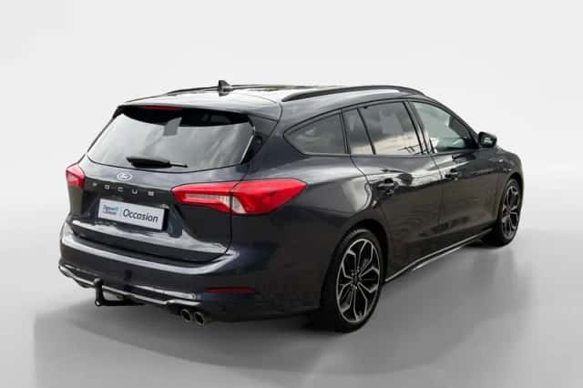 Ford Focus (2020) thumbnail 4