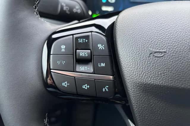 Ford Kuga (2026) thumbnail 18