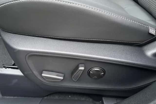 Ford Kuga (2026) thumbnail 30
