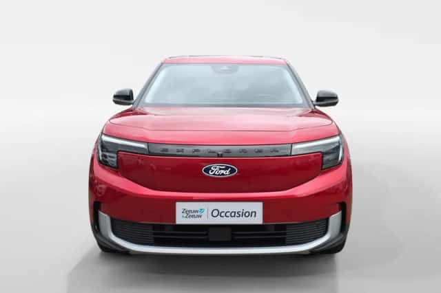 Ford Explorer (2025) thumbnail 2