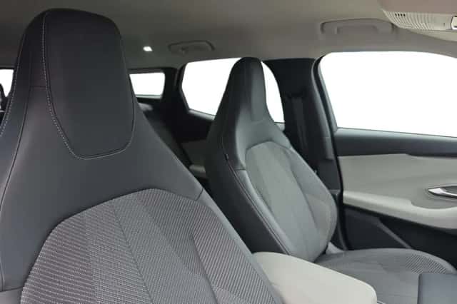 Ford Explorer (2025) thumbnail 12