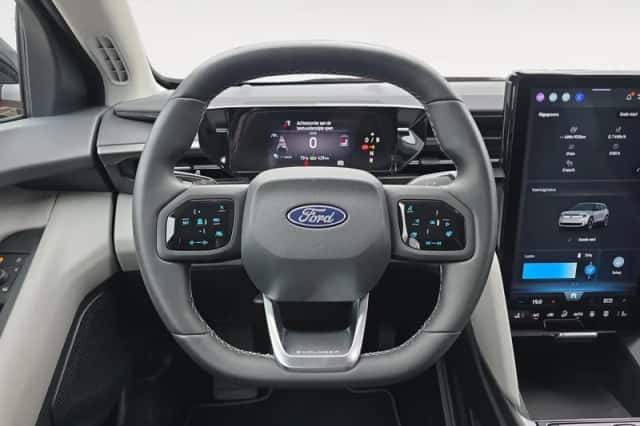 Ford Explorer (2025) thumbnail 15