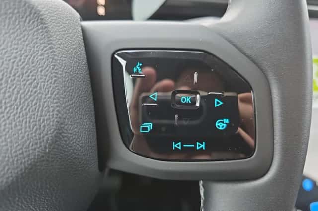 Ford Explorer (2025) thumbnail 23