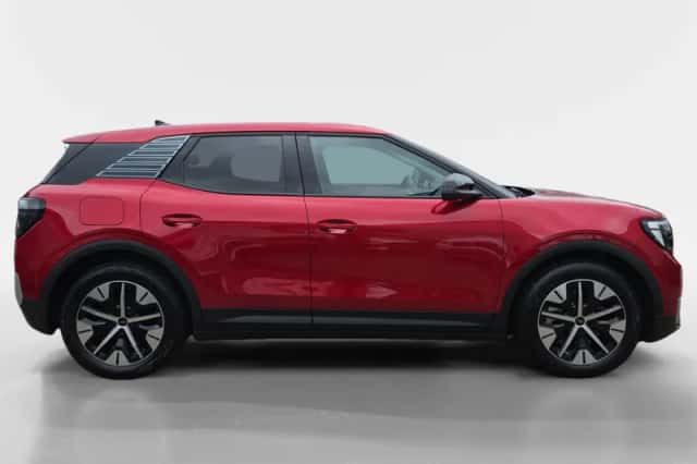 Ford Explorer (2025) thumbnail 4