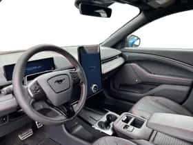Ford Mustang Mach-E (2026) thumbnail 11