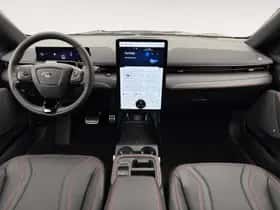 Ford Mustang Mach-E (2026) thumbnail 16