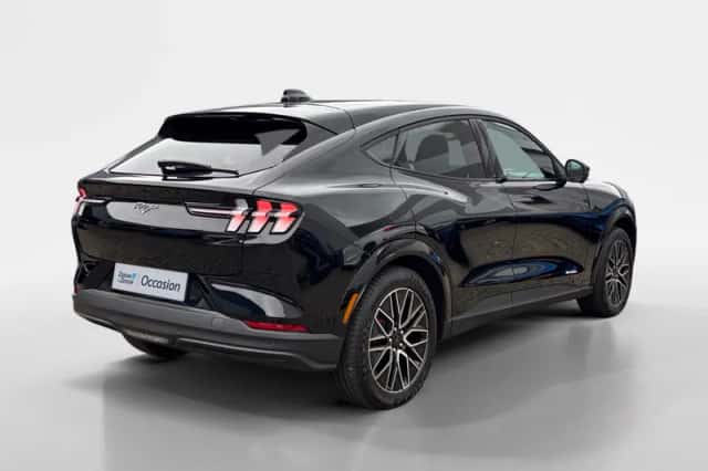 Ford Mustang Mach-E (2026) thumbnail 7