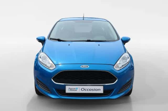 Ford Fiesta (2016) thumbnail 2