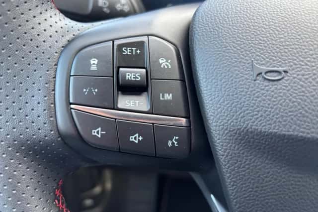 Ford Kuga (2025) thumbnail 20
