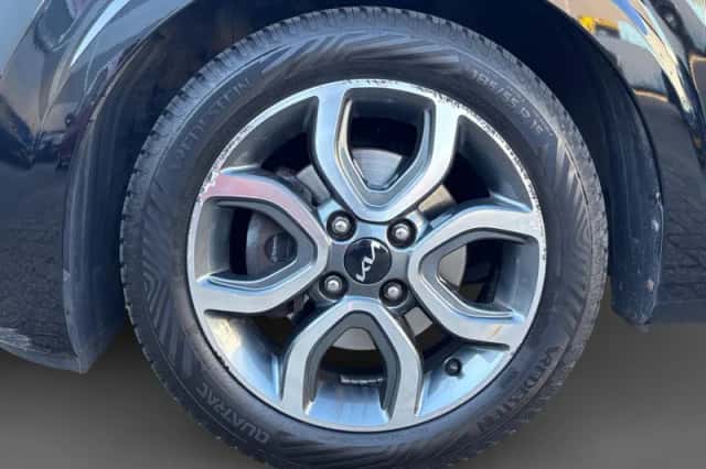 Kia Picanto (2022) thumbnail 2